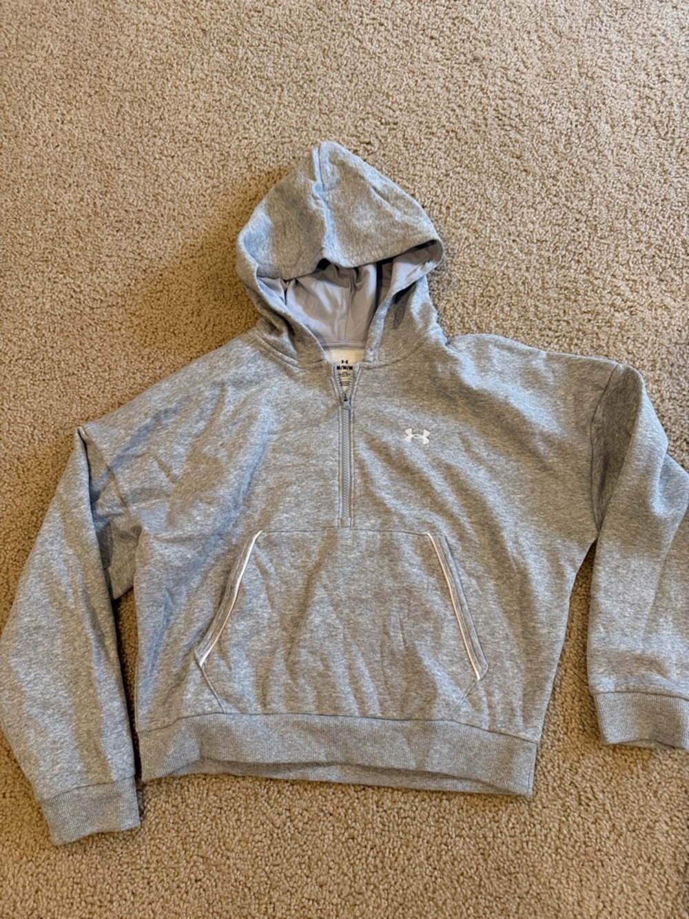 Like New Under Armour Light Gray Half-Zip Hooded Pullover